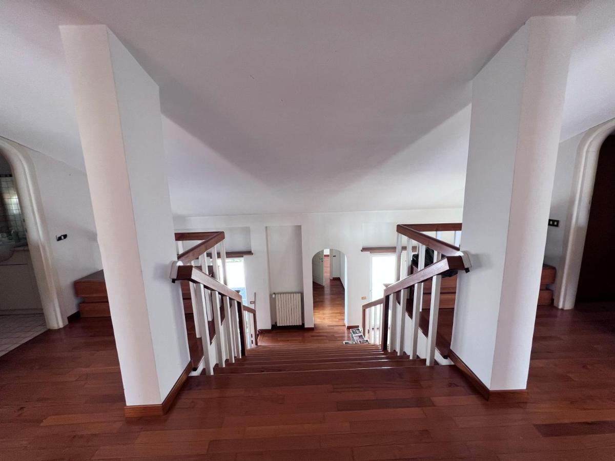 Villa Luxury Roma Marco Simone Buitenkant foto